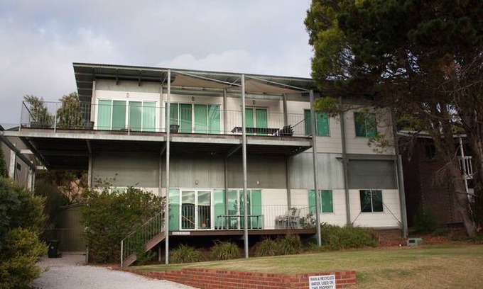 Carrickalinga House | North Bay Eco House - a 2 min walk to the beach