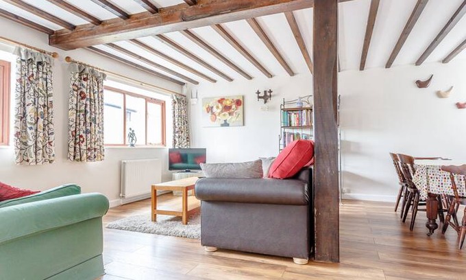 Buckerell House | Rose Cottage at Treaslake Farm & Holiday Cottages