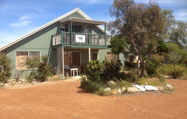 Bremer Bay House | Riverview Holiday Accommodation