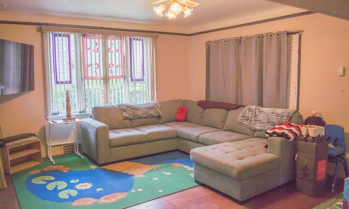 Okanagan-Similkameen House | Karen's Place cozy vacation rental