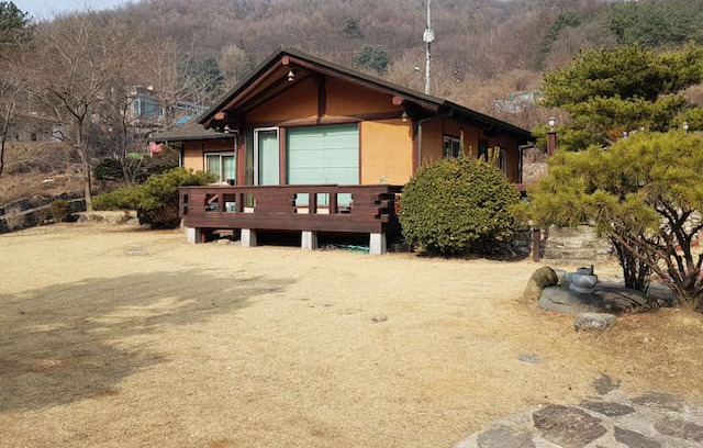Yangju House | 서울 30분 거리 양주 황토로 지은 별장 전체