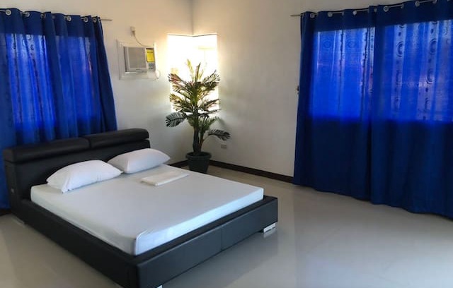 Silang Junction North House | Tagaytay GuestHouse near Our Lady of LourdesChurch