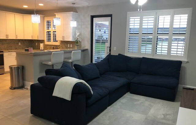 Parkland House | Parkland lake home
