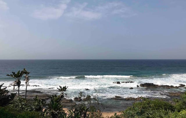 Sheffield Beach House | Pet friendly 5-bedr villa-Sheffield beach, Ballito