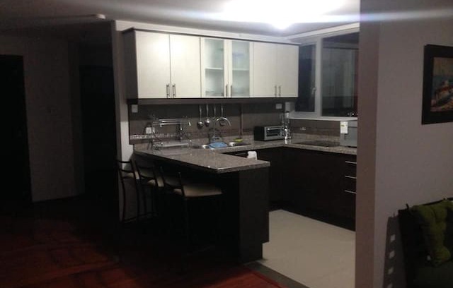 Parroquia Huachi Chico Apartment | Rento departamento amueblado de 3 dormitorios