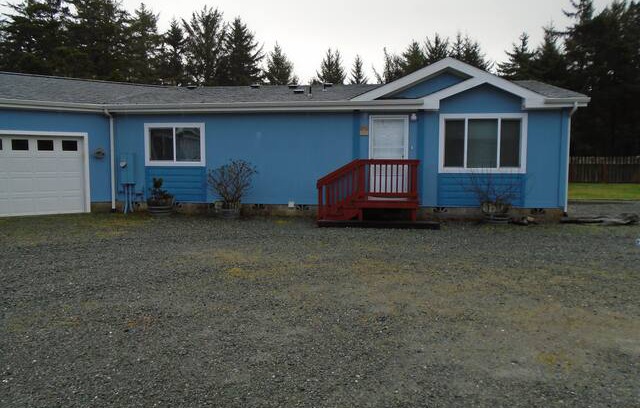 Bandon House | Berry Patch - Bandon Beach Vacation Rentals