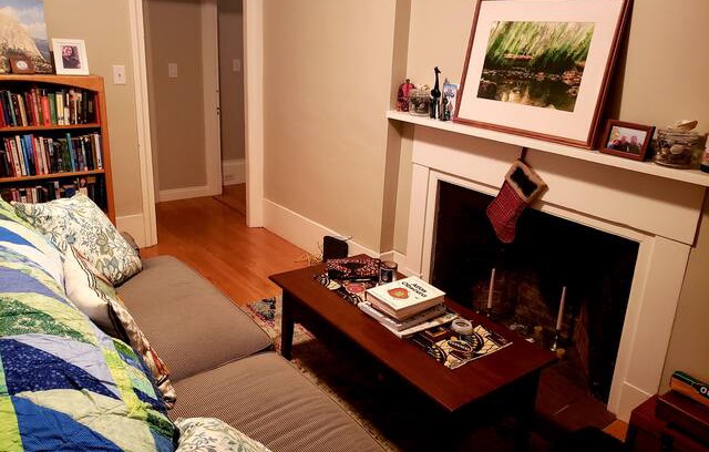Hingham Apartment | Cute 2 bed 2 bath, walking distance to town