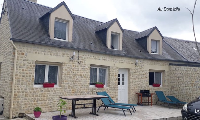 Monceaux-en-Bessin House | Au Dom'icile, maison agréable à vivre !!