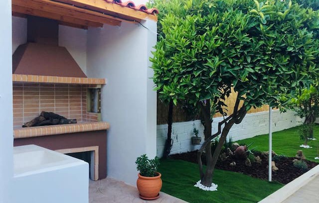 Kalamaki House | AMALIA HOUSE