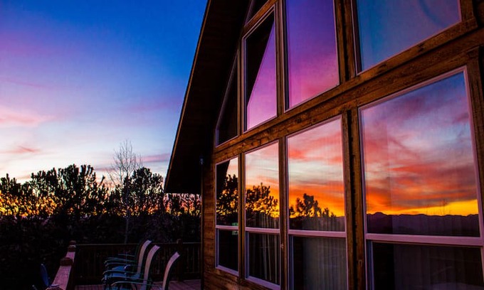 Cripple Creek Cabin | The Fortress at Pikes Peak Cripple Creek Wifi/Spa