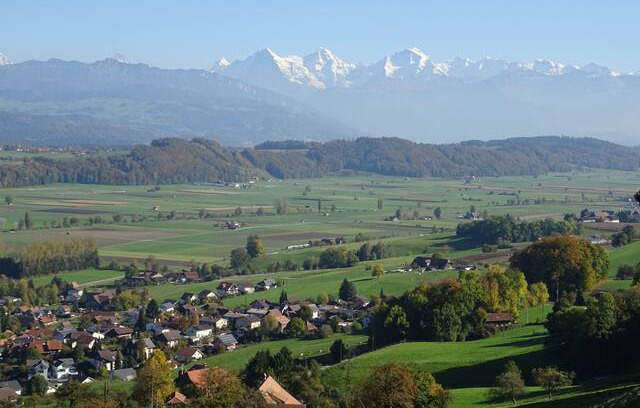 Kaufdorf Bed & Breakfast | Herberge Gutenbrünnen; Zimmer "Jasmin"