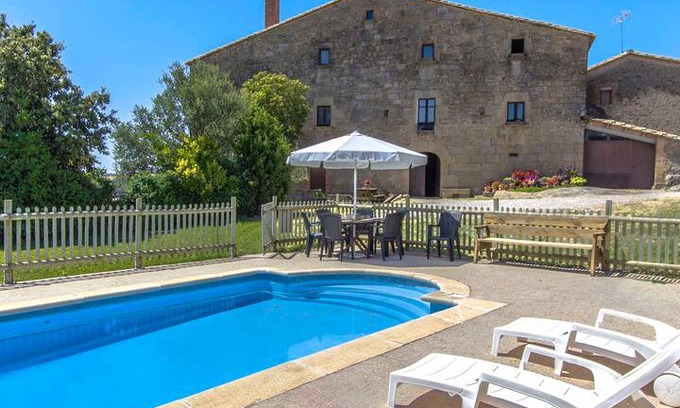 Llobera Villa | Catalunya Casas: Historic Cave House, an easy drive to Barcelona!