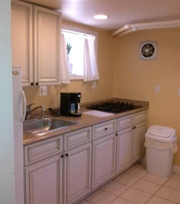 Columbia Heights Apartment | Columbia Heights-Noel's Place