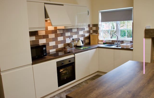Burgh le Marsh Cabin | Ivy Cottage at The Chestnuts Holiday Cottages