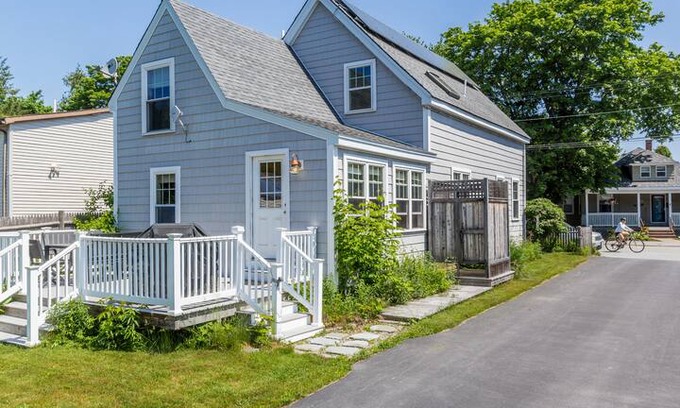 Willard House | Lovely Willard Beach Single Family 3BR House