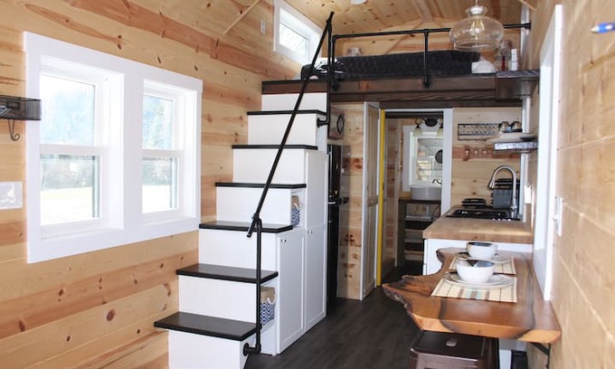 Fairview House | Tiny House Lily at Sylvany Ridge w/ Private Trails