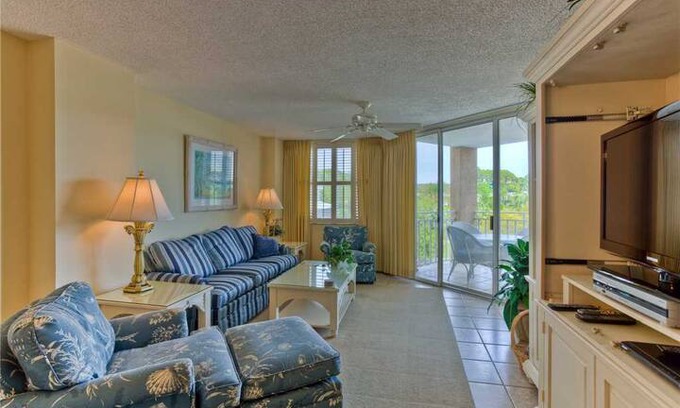 Saint Simons Island Apartment | North Breakers #304