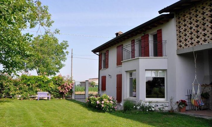 Sarginesco Bed & Breakfast | IL BARCHETTINO DELLE ROSE B&B