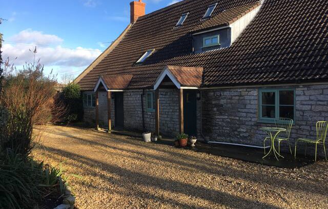 Hornblotton Green House | Farmhouse B&B - PERFECT FOR GLASTONBURY 2019