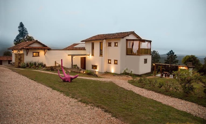 Lavras Novas House | Cenário Lavras Novas