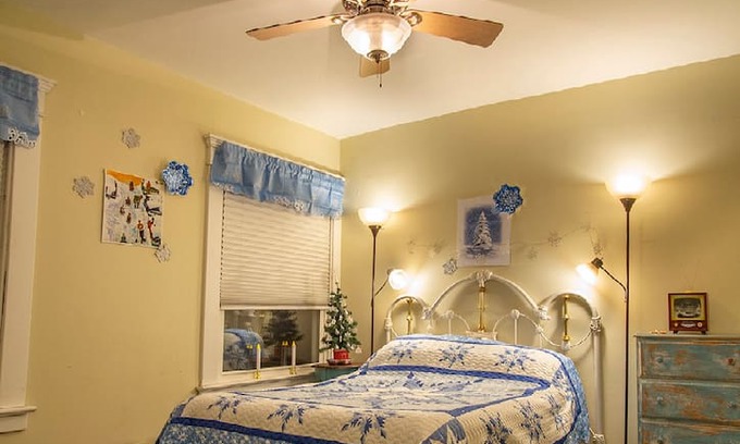 Hamburg House | Hamburg House --- "Snow Day!" Room