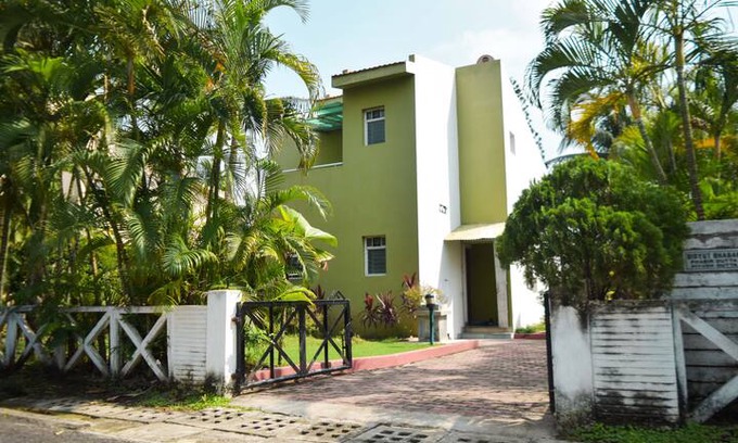 Raichak House | Villá de Ganges
