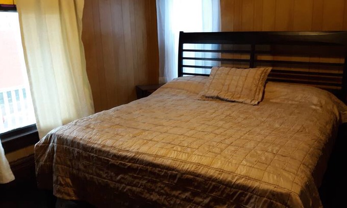 Cambridge Apartment | Spacious ,private,upstairs apartment