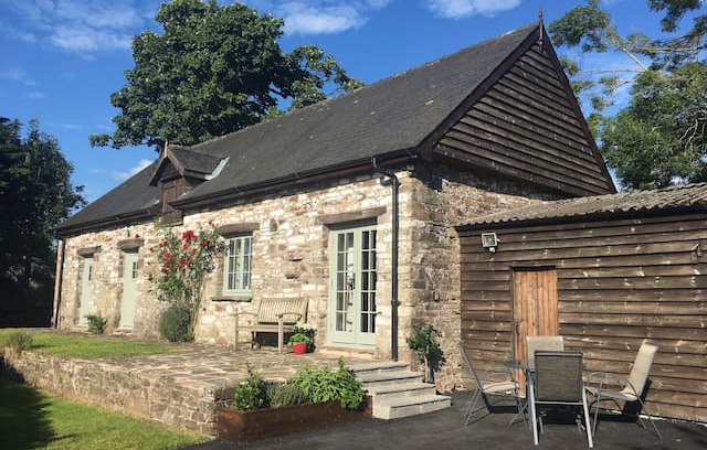 Brecon Cabin | Stable Lodge, Pant Glas Farm - Brecon Beacons