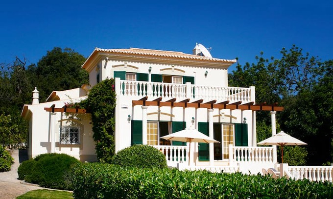 Apra Villa | Casa Malische - Private gated villa with pool.