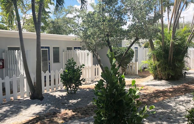 Highland Park Delray Apartment | Classic Delray Apt close to Downtown and Beach