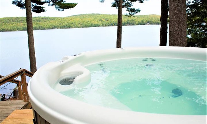 Orrington House | CharmHouse Brewer Lake/Orrington-Bangor-Acadia