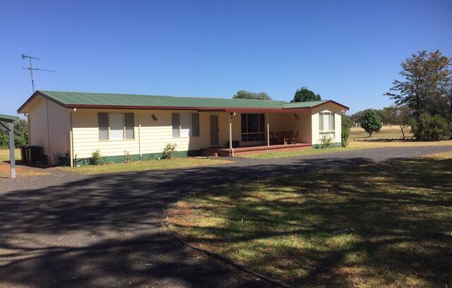 Gulgong House | Peaceful Retreat in Gulgong - King Room