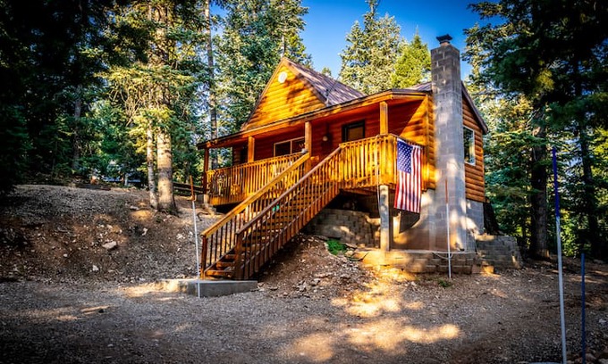 Duck Creek Village Cabin | Hidden Haven Cabin | Duck Creek Village