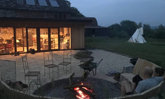 Golden Grove House | Golden Grove Retreat with hot tub and sauna