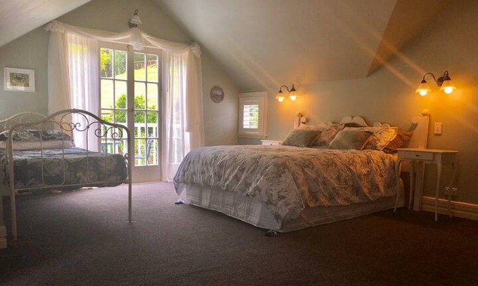 Dome Forest Villa | OAKWOOD ESTATE - Juliet Room