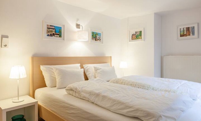 Mitte House | Bright & Comfy Old Town Room
