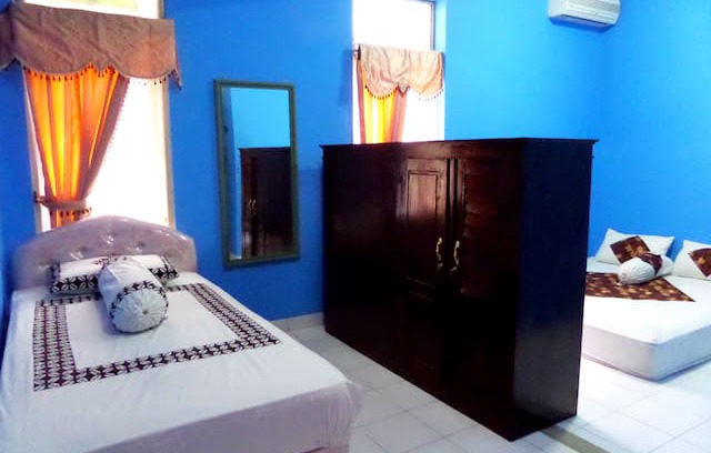 Central Yogyakarta House | Regol-Ijo@CityCenter (LargeRoom 1)