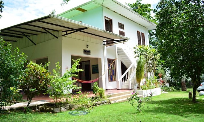 Utica Villa | Los Lirios Country House