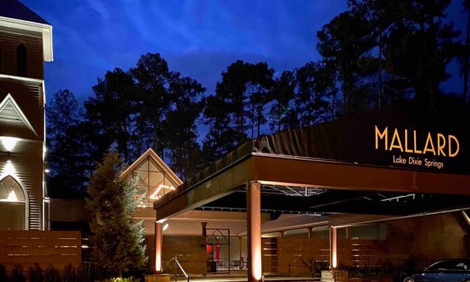 Summit Resort | Mallard Lake Dixie Springs Guest Cabin 2