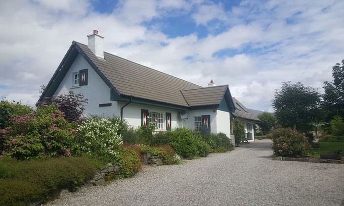 Balnain House | B&B CreagMhòr Glen Urquhart Loch Ness