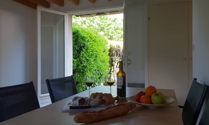Quartier Exposition-Bajatiere House | Chalet: Private Parking Secure Garden City Center