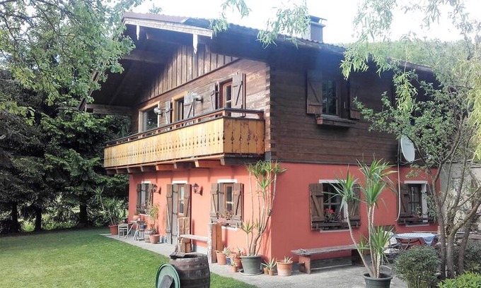 Geretsberg Villa | big house with great garden and pastures around