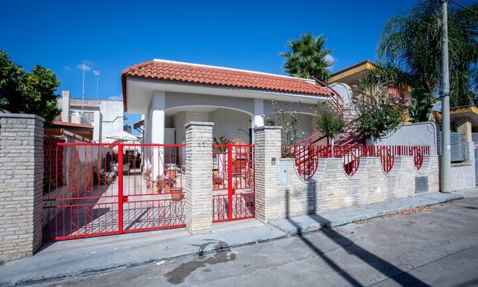 Torre Lapillo House | Villa Sandra