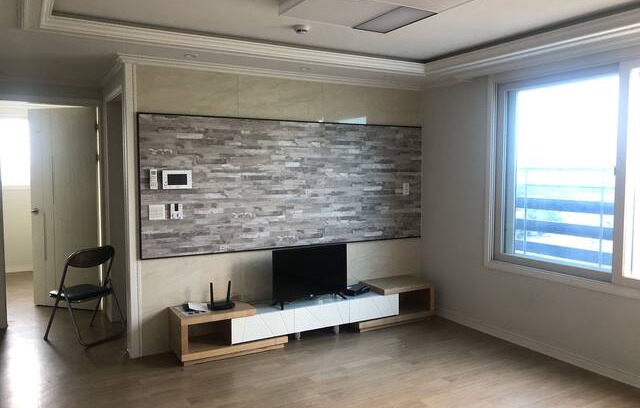 Asan Apartment | 아산 스파비스, 영인산, 삽교천 쓰리룸 /5G 기가 와이파이 / 24시 편의점(도보 2분)