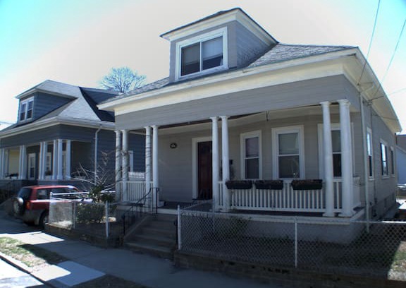 Washington Park House | Spacious one family home - Providence