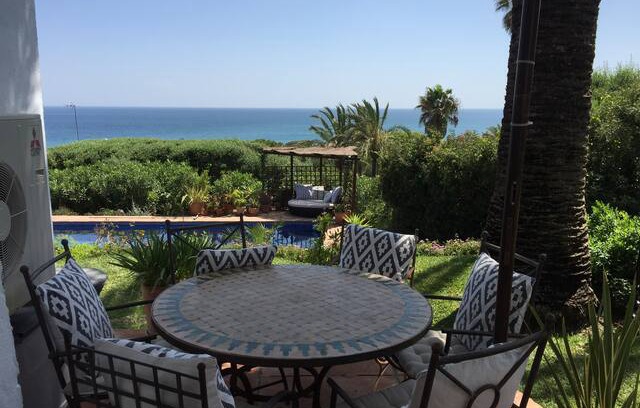 Bahia de Casares Bed & Breakfast | Beautiful Bed and Breakfast experience.