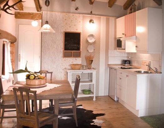 Navalsaz House | Casa Jardín