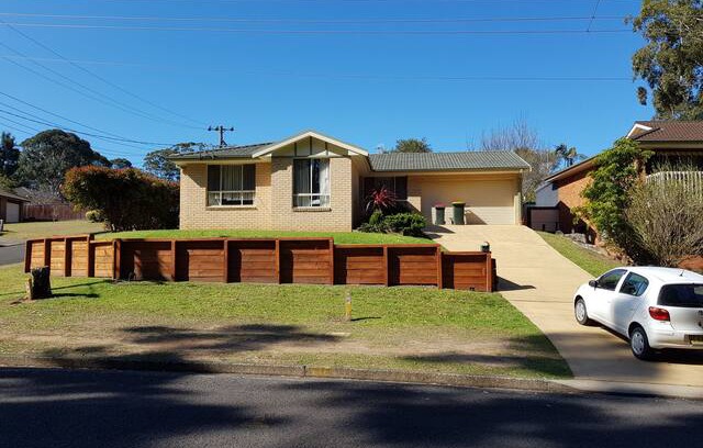 Mollymook Beach House | Mollymook Beach Family Retreat - Pet Friendly