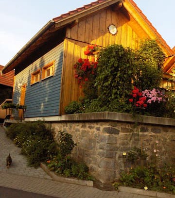 Kirchbracht House | Ferienhaus im Grünen