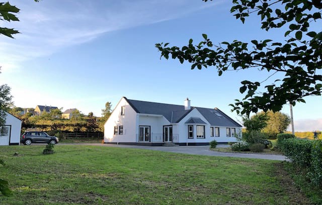 Moville House | High View House Overlooking Lough Foyle